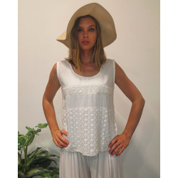 Venta de Blusa de algodón Español - LM Karishma en Panamá. A sólo $25. Entrega gratis. Garantía Mercologo.