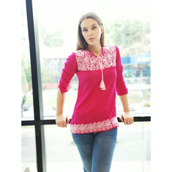 Venta de Blusa bordada de Flores Talla S - LM Karishma en Panamá. A sólo $25. Entrega gratis. Garantía Mercologo.