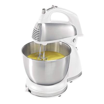 Venta de BATIDORA DE PEDESTAL  6 VELOCIDADES | COLOR BLANCO/CROMADO | HAMILTON BEACH en Panamá. A sólo $49.99. Entrega gratis. Garantía Mercologo.