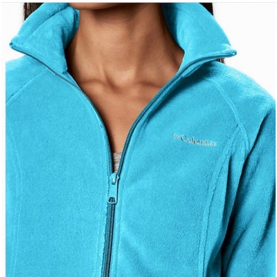 Venta de Jacket COLUMBIA celeste en Panamá. A sólo $36.95. Entrega gratis. Garantía Mercologo.